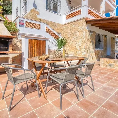 Costacabana - Pilar *