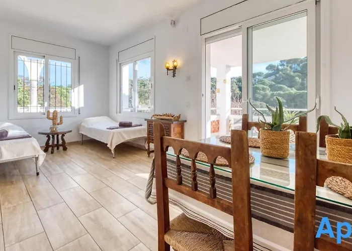 Costacabana - Pilar Villa Lloret de Mar