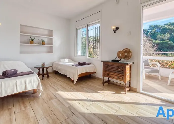 Costacabana - Pilar * Lloret de Mar